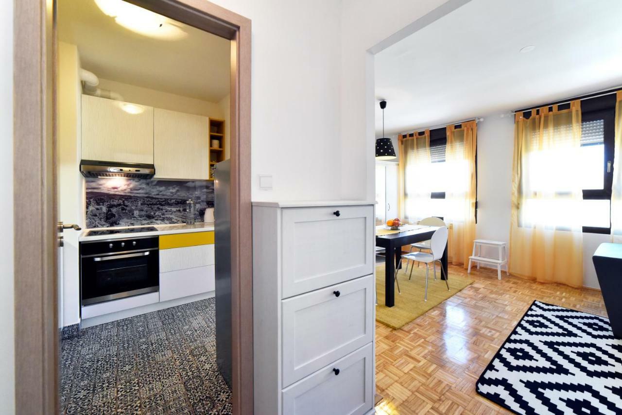 Place4u Apartment *