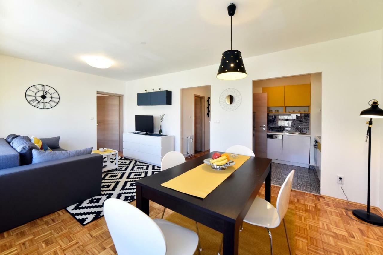 Place4u Apartment *